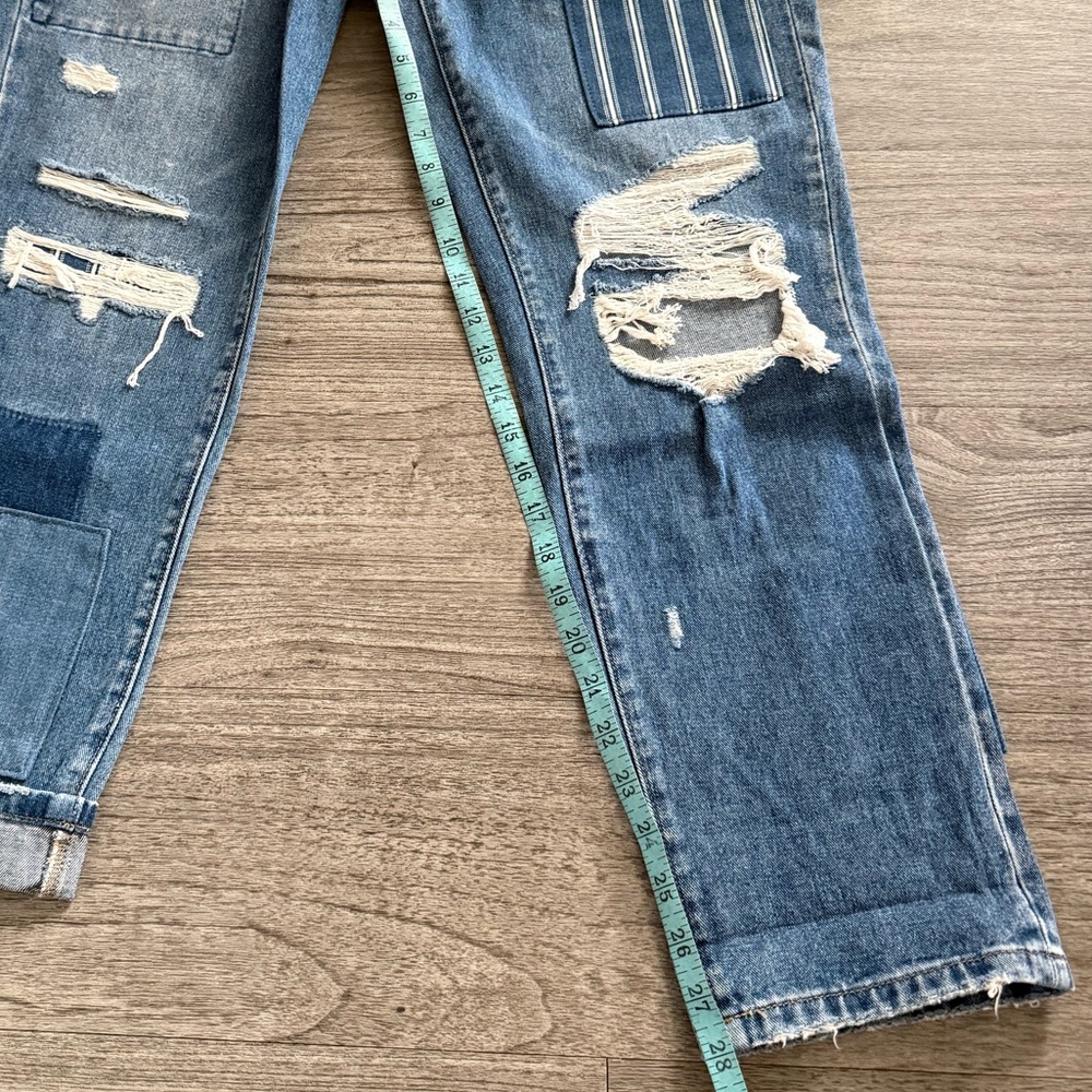 Mica Distressed Patchwork Jeans NWT - Picture 8 of 11